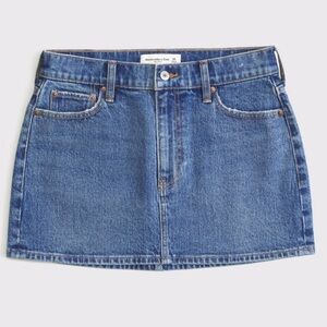 Abercrombie & Fitch Mid Rise Denim Mini Skirt